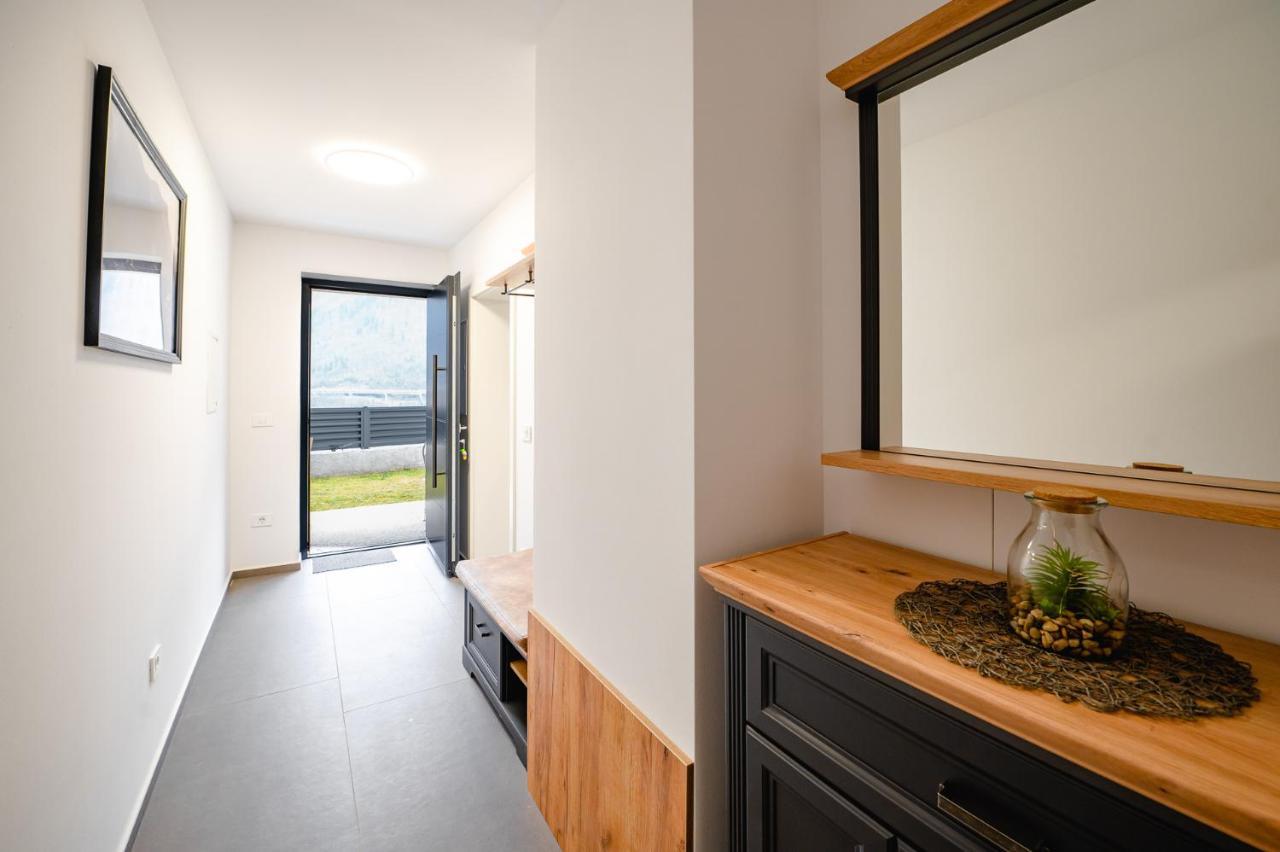 Apartments Luxury Ad Jesenice Exterior foto