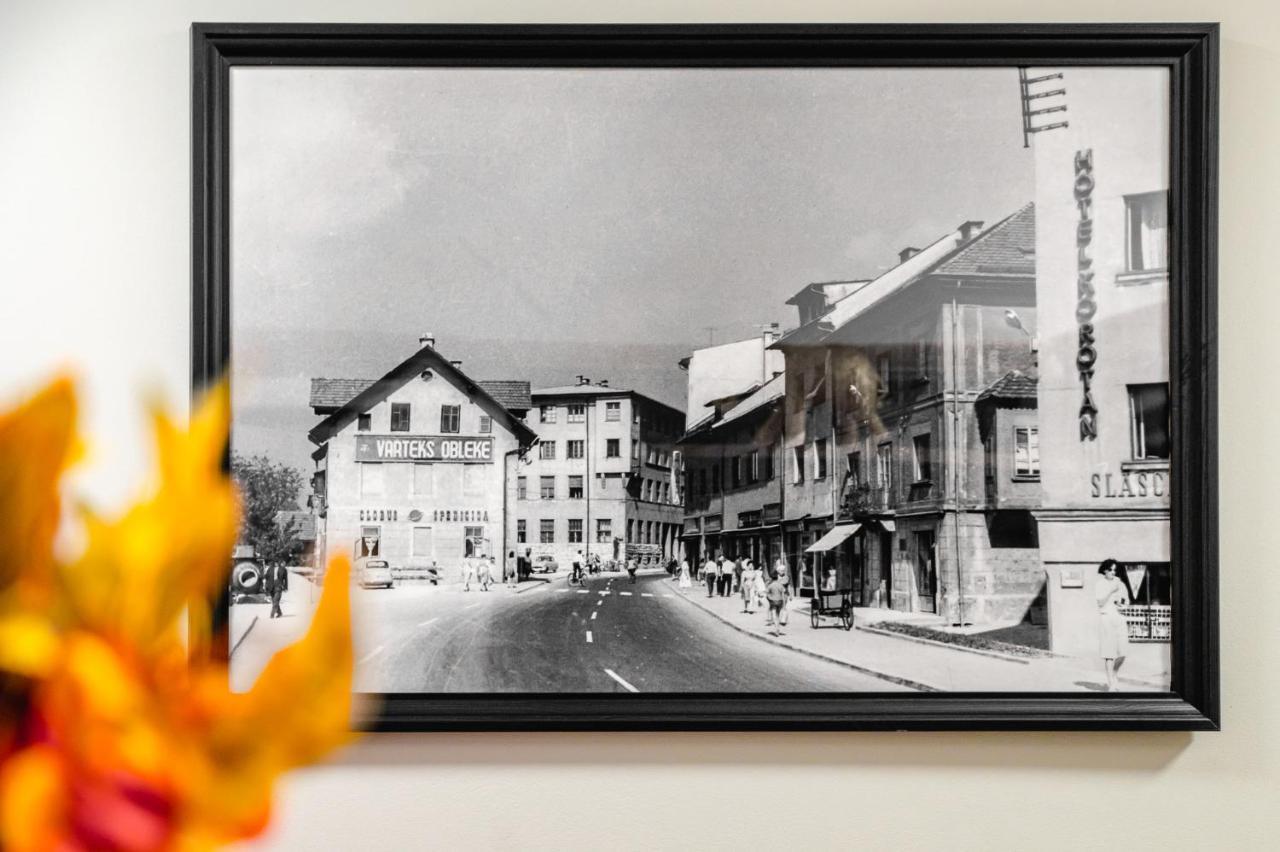 Apartments Luxury Ad Jesenice Exterior foto