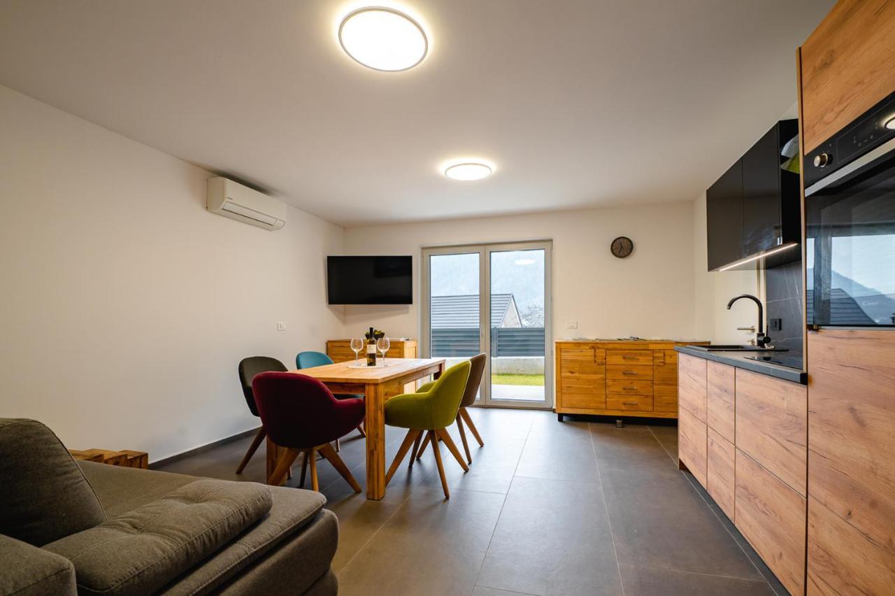 Apartments Luxury Ad Jesenice Exterior foto