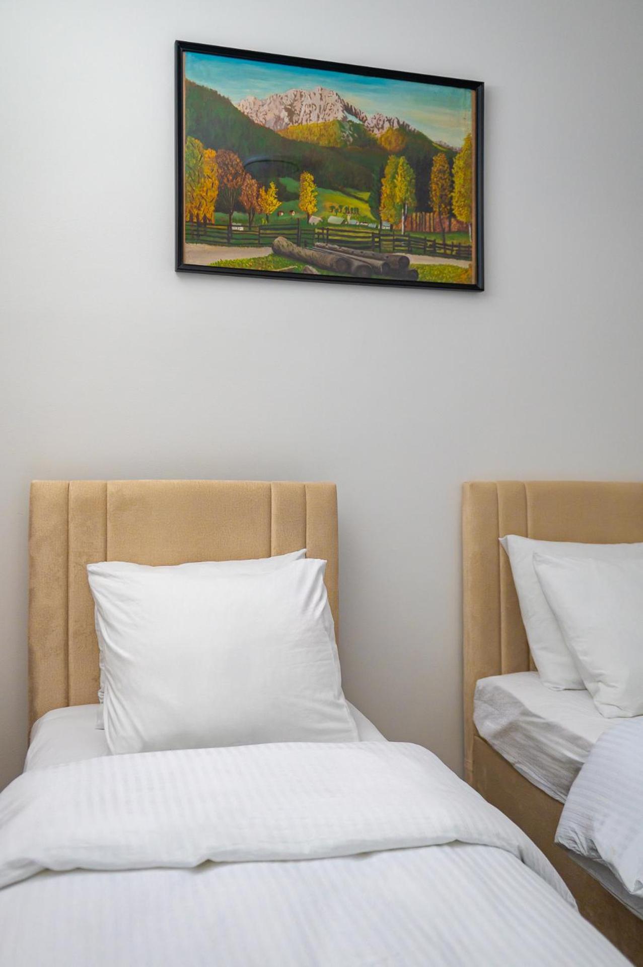 Apartments Luxury Ad Jesenice Exterior foto