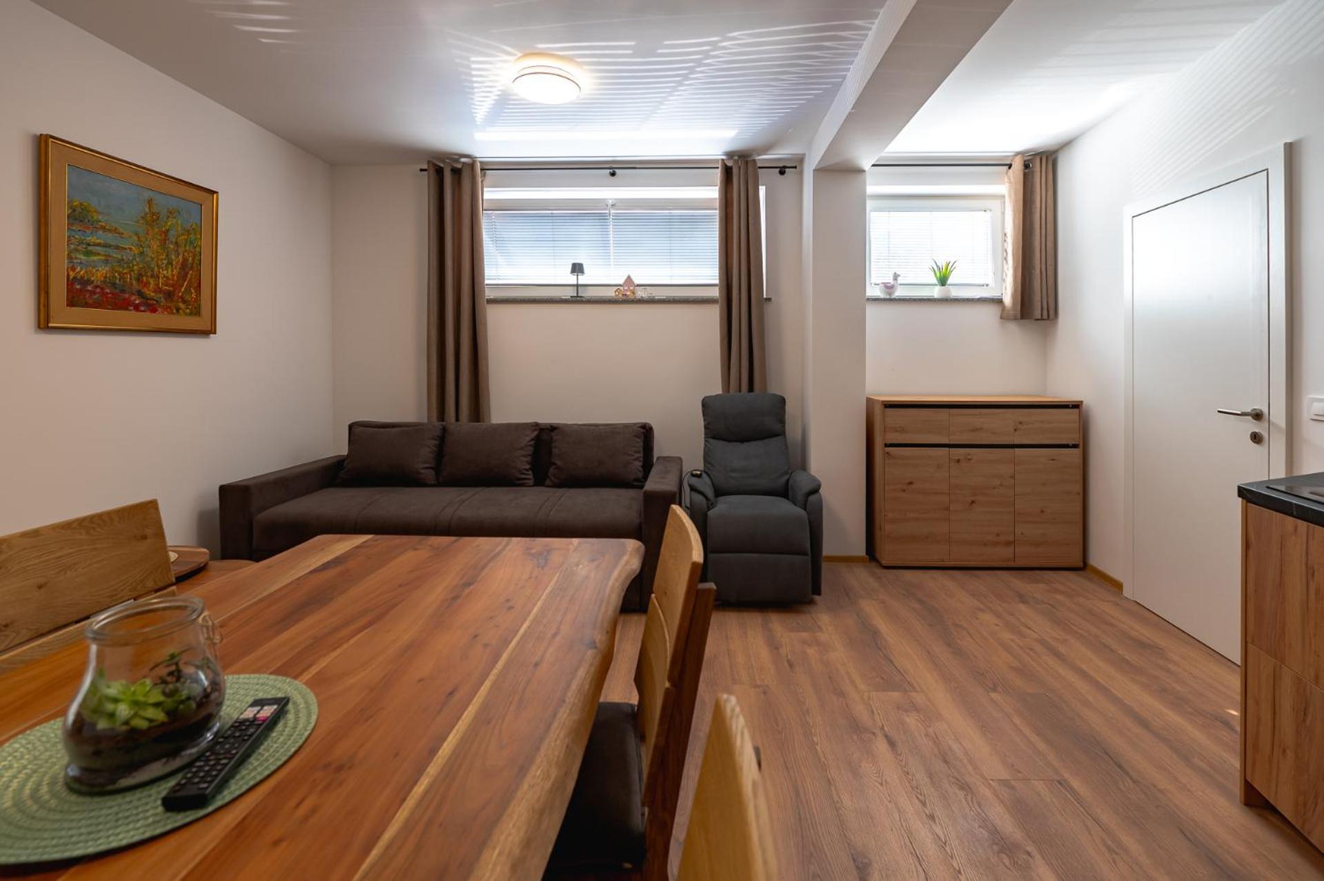 Apartments Luxury Ad Jesenice Exterior foto