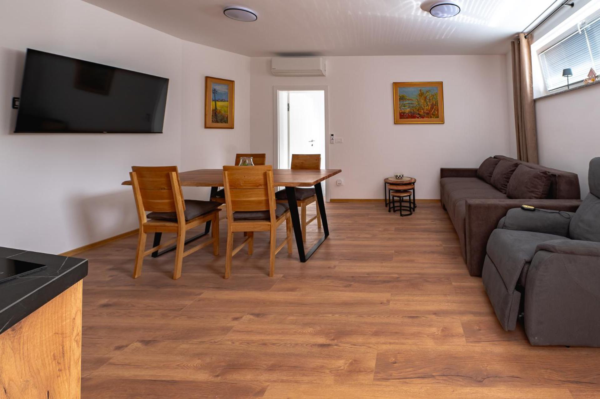 Apartments Luxury Ad Jesenice Exterior foto