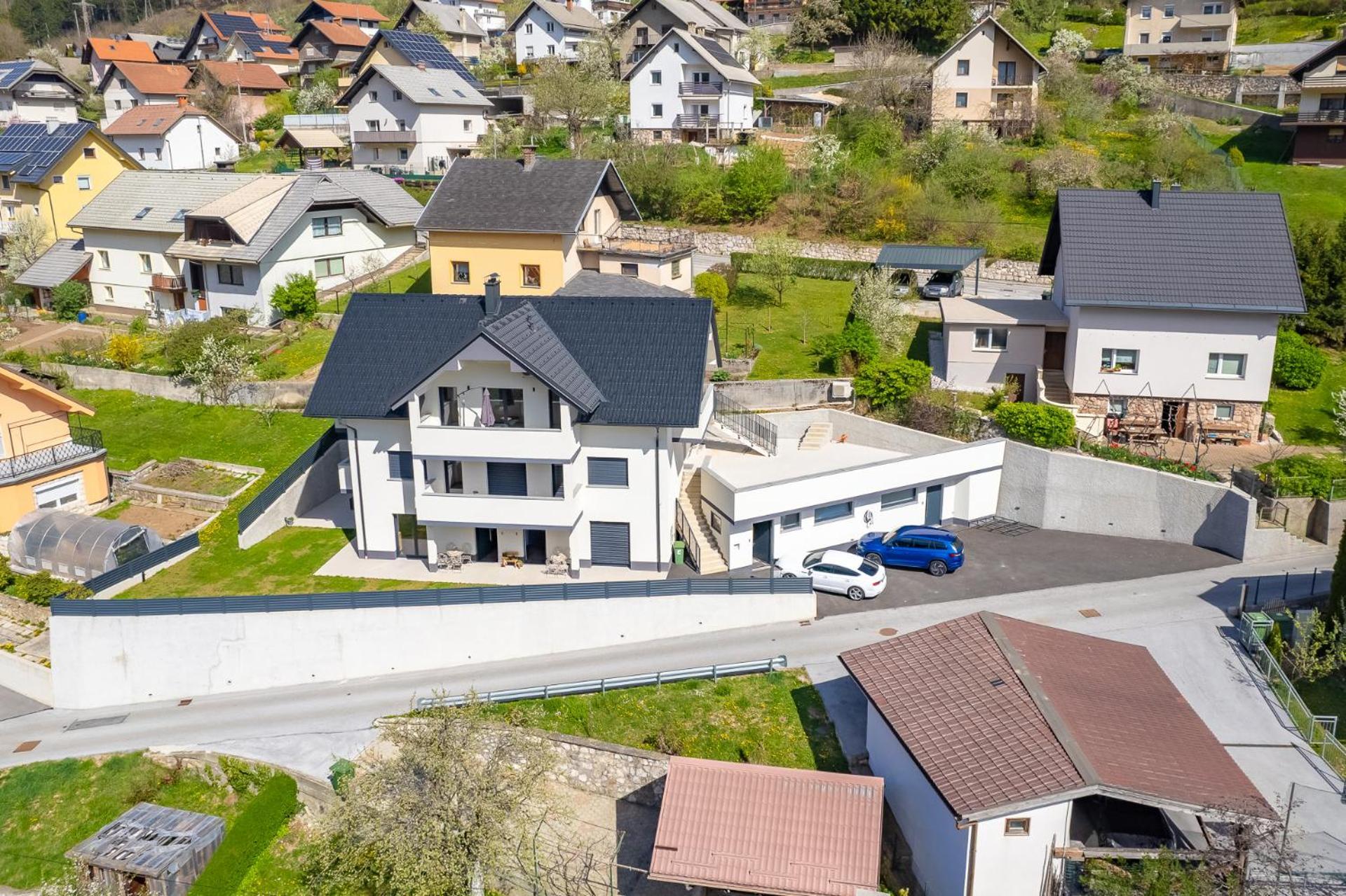 Apartments Luxury Ad Jesenice Exterior foto